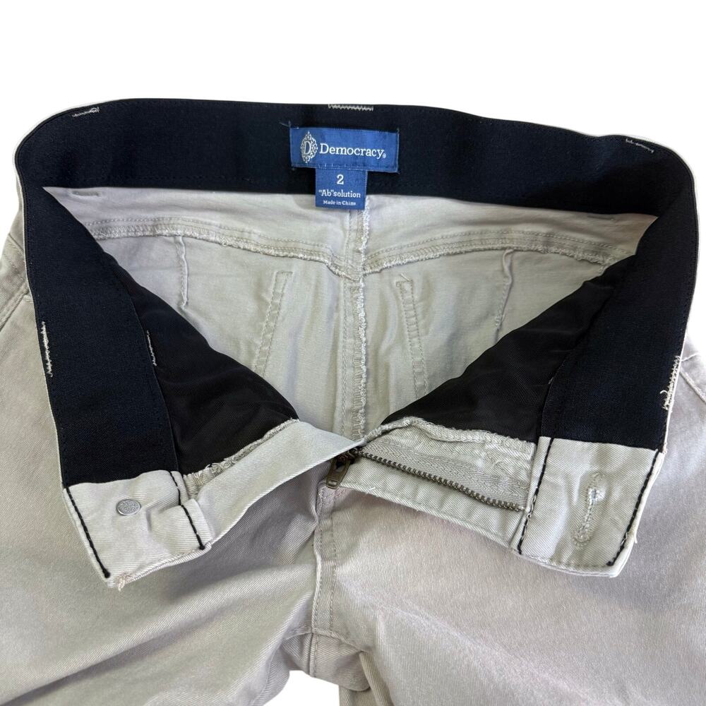 Democracy Ab Solution Khaki Tan Bermuda Shorts Jeans fit roll cuffs - Picture 11 of 16